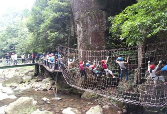 宁波探险的地方哪里好玩